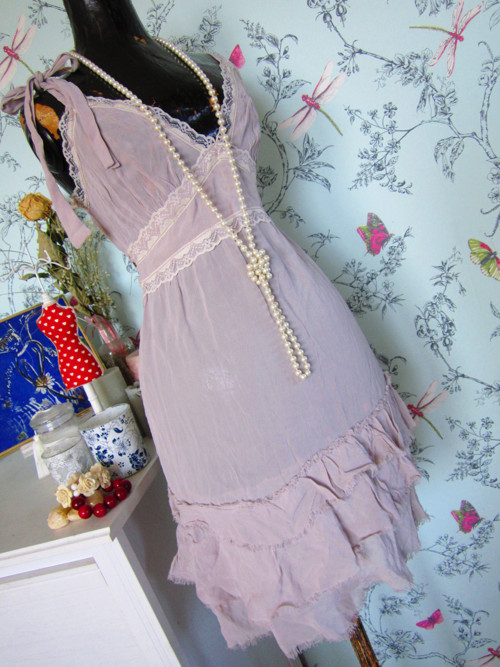 Šaty shabby chic, negližé inspirace — foto 2