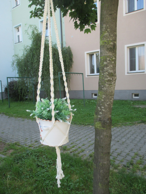 Závěsný květináč — foto 3