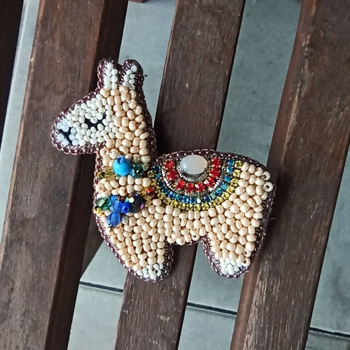 Lama ... brož — foto 3