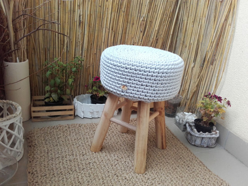 Taburetka Scandinavian svetlošedá — foto 5
