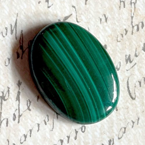 Malachit pravý kabošon ovál / 25x18mm — foto 2
