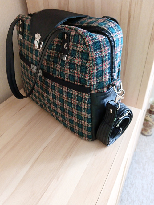 Kabelka kostkovaná (tweed) — foto 4