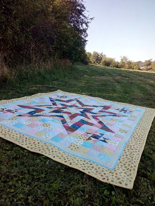 Romantický patchworkový přehoz 225x245 cm — foto 2