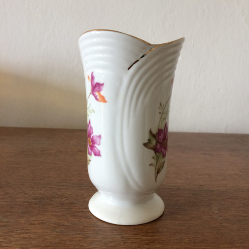 Váza porcelánová — foto 2