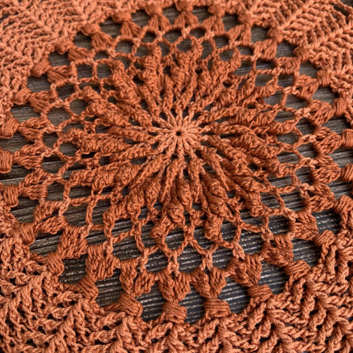 Háčkovaná dečka strukturovaná 32 cm — foto 6