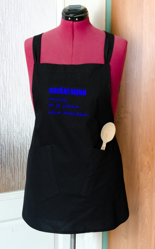 Černá zástěra - dnešní menu bílý nápis — foto 6