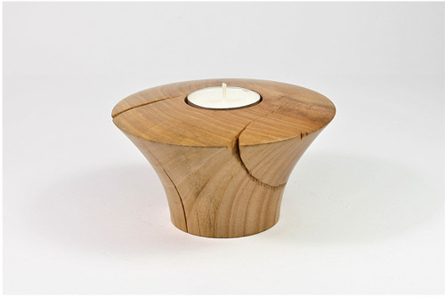Designový třešňový svícen — foto 2