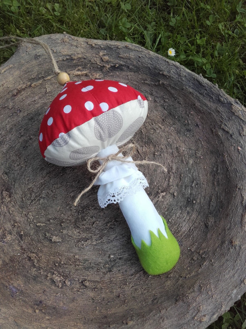 Houbička - závěsná dekorace — foto 3