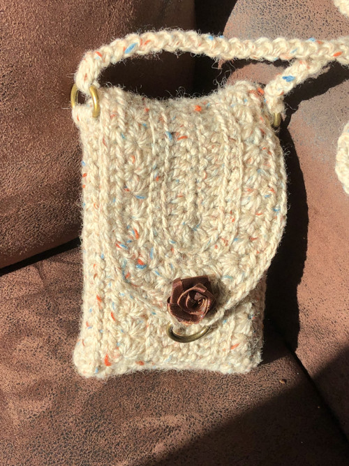 Taštička kapsička crossbody — foto 2