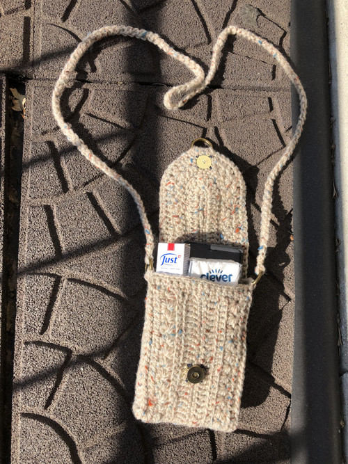 Taštička kapsička crossbody — foto 3