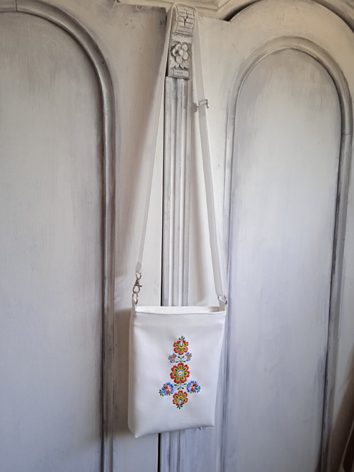 Kabelka-slovácký motiv — foto 2