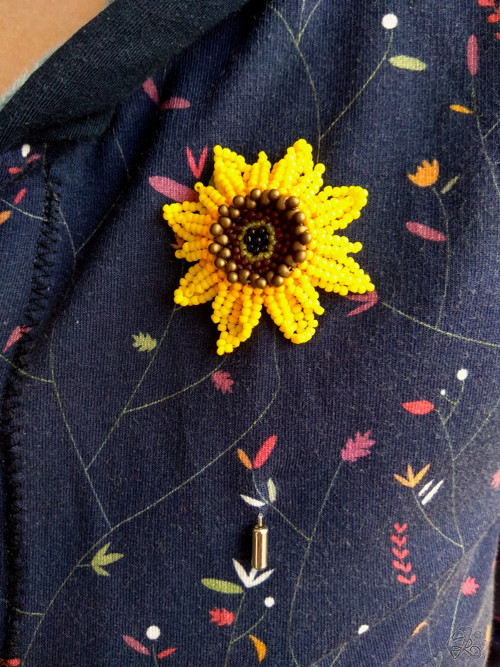 Slunečnice - brož pin — foto 3
