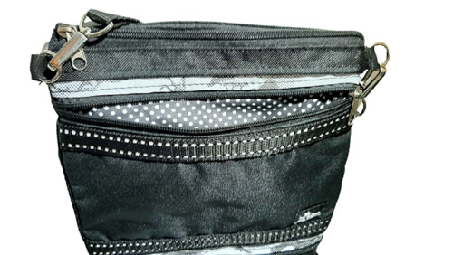 Venčící kabelka crossbody černá — foto 4