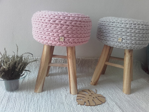 Dizajnová Taburetka LIGHT PINK potah — foto 6
