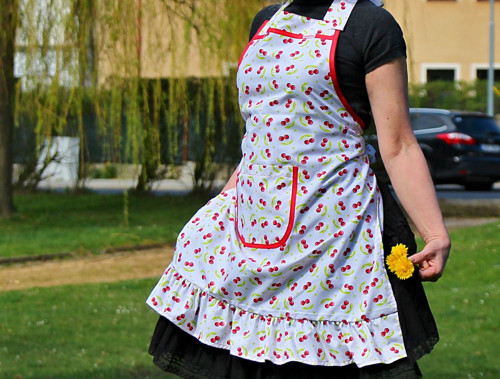 Zástěra dámská - třešňová — foto 3