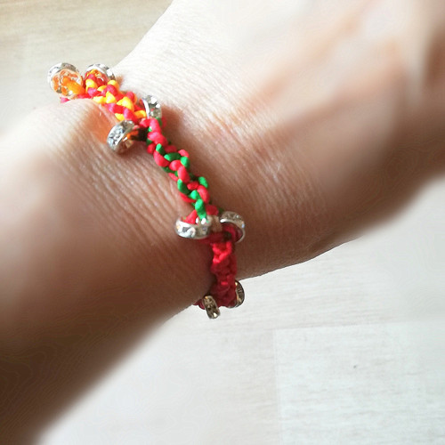 Náramek macramé-barevné — foto 3