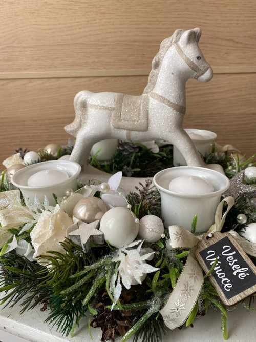 Adventní s velkým koníkem — foto 6