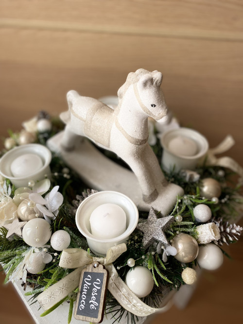 Adventní s velkým koníkem — foto 4