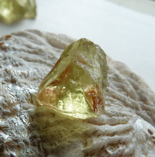 Brazilit (Lemon Quartz) surový - 2,5 cm - Extra — foto 5