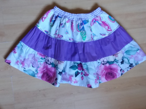 Sukně kanýrová bílo-fialová — foto 5