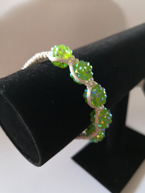 Náramek Shamballa zelený — foto 3