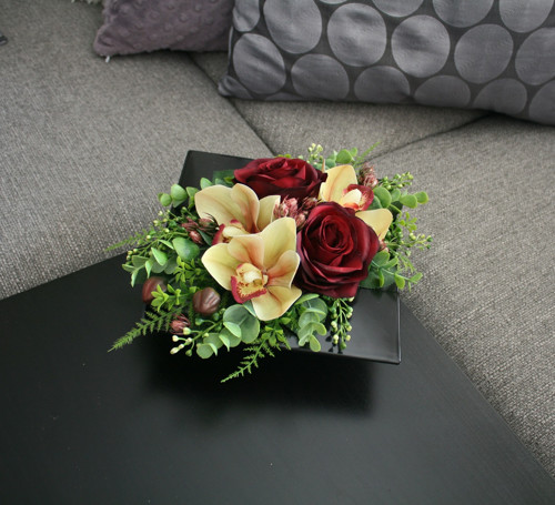 Ikebana s růžemi a orchidejemi — foto 6