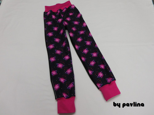 Dívčí softshellové kalhoty - Motýlci s černou — foto 2