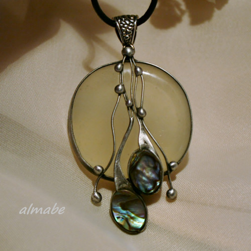 Něha především (jadeit, Paua) — foto 5