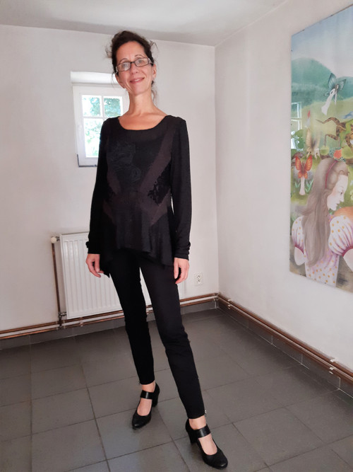 Tunika dámská s koráky — foto 2