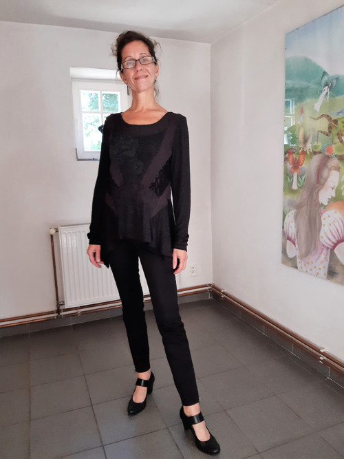 Tunika dámská s koráky — foto 5