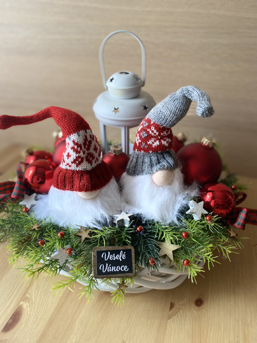 Svícen se skřítky — foto 2