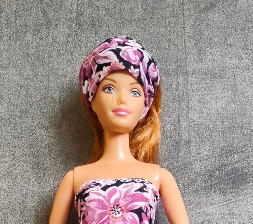 Dlouhé šatičky s čelenkou pro Barbie — foto 4