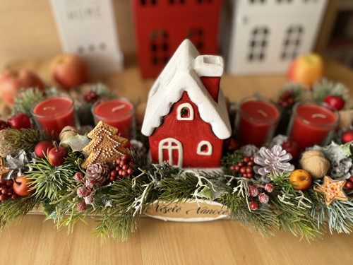 Adventní truhlík s domečkem — foto 2