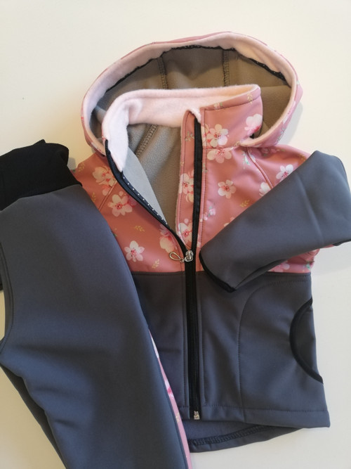 Softshellová souprava — foto 3