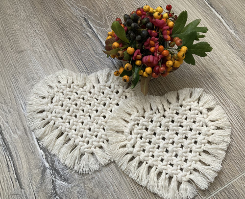 Macramé podtácky- Srdce — foto 2
