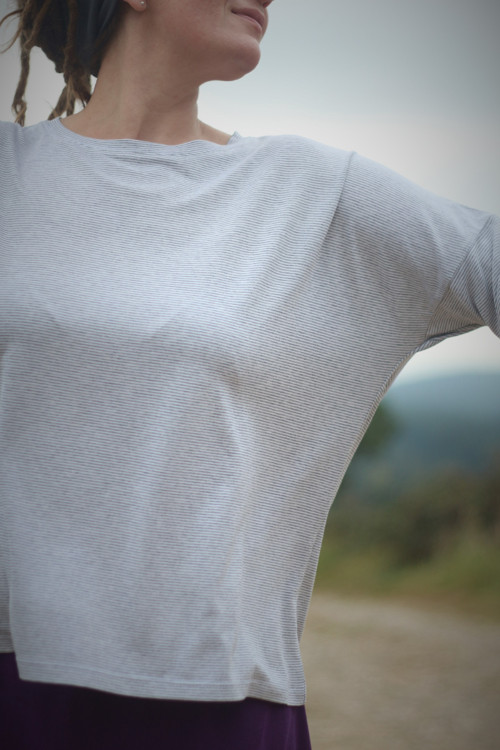 Oversized triko ............ M - L — foto 4