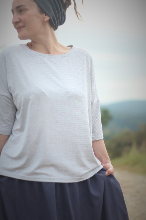 Oversized triko ............ M - L — foto 5