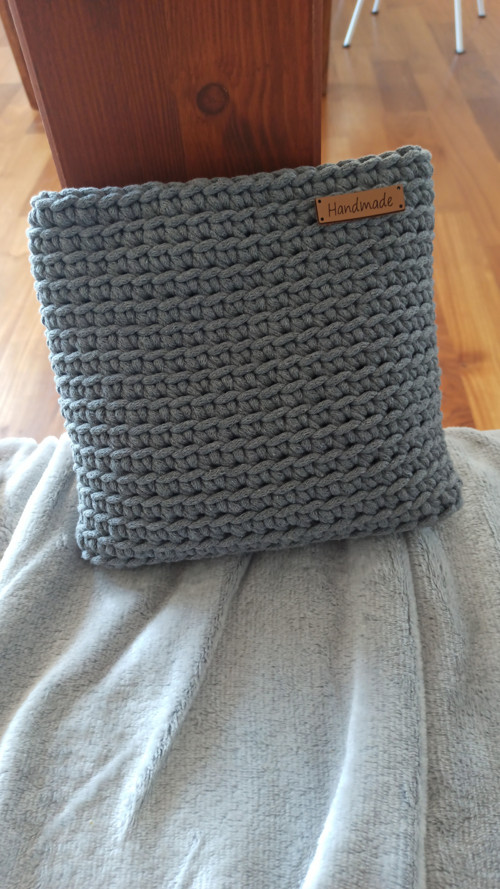 Háčkovaná crossbody kabelka — foto 2