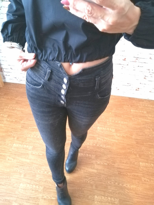 Krátka oversize blúzka — foto 3