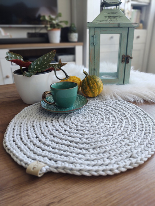 Háčkované prostírání ve skandinávském stylu — foto 4