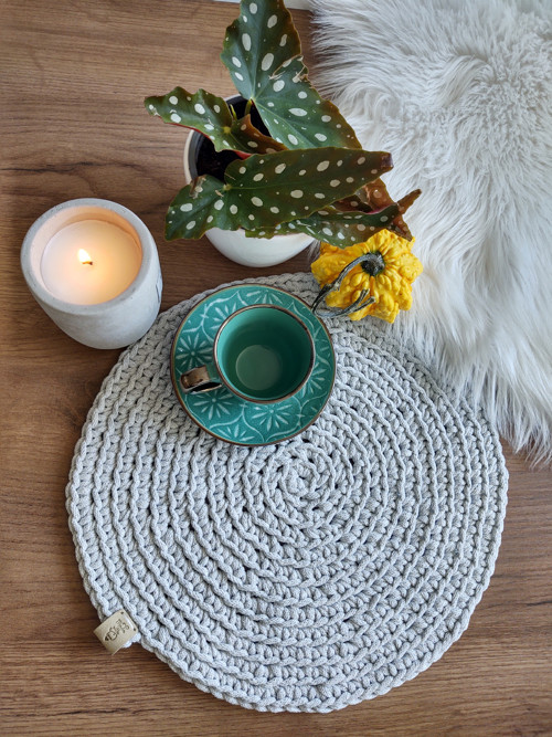 Háčkované prostírání ve skandinávském stylu — foto 6