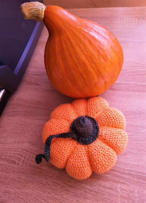 Háčkovaná dýně - průměr 15 cm — foto 2