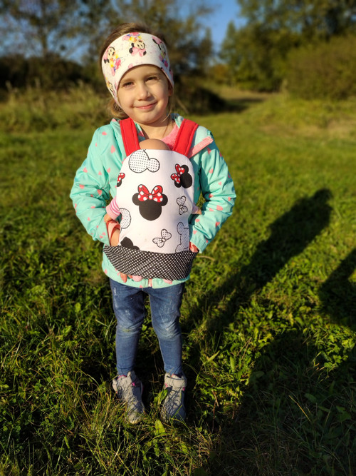 Nosítko pro nejoblíbenější panenku — foto 3