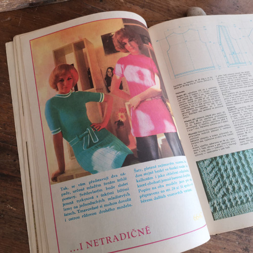 Katalog pletení a háčkování ... DANA — foto 4