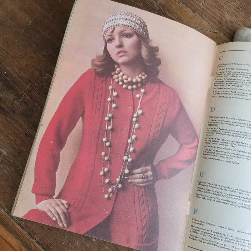 Katalog pletení a háčkování ... DANA — foto 6