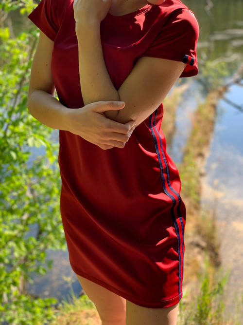 ŠATY rudé — foto 2