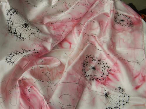 Pampelišky/ hedvábný šátek 75 x 75 cm/ — foto 2