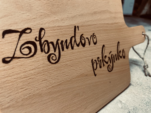 Dřevěné prkýnko - nápis (na přání) — foto 2