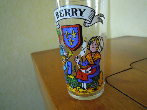 Sklenička s nádechem Francie — foto 2