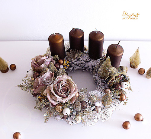 Luxusní elegantní adventní věnec — foto 2